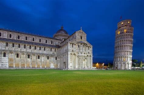 Top 10 Famous Landmarks In The World Most Famous Man Made Monuments