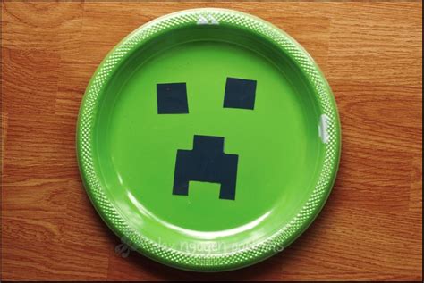 Idea These Were The Creeper Plates The Green Plates Glue The Black