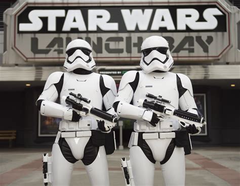 Ouf 10 Faits Sur Disneyland Usa Star Wars Whether Star Wars Newbies