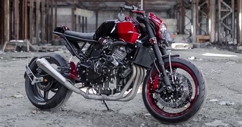 Is going with honda hornet 2018 abs dlx version a worth buy? "Elisium" Honda Hornet Cafe Fighter - BikeBound
