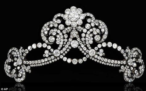 Marie Antoinette S Jewellery Collection To Be Auctioned For 5million