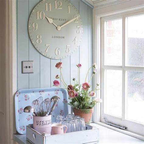 Este reloj hace eso en esta cocina, además de dar la hora. BLOG DE DECORACIÓN | My Leitmotiv