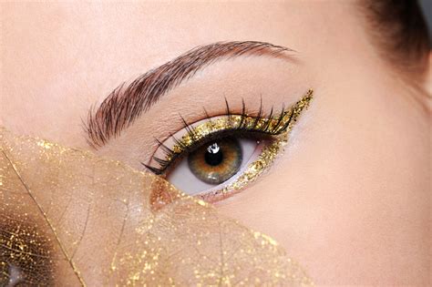 Greffe de sourcils et de cheveux à Strasbourg - Clinique Rivoli Massena
