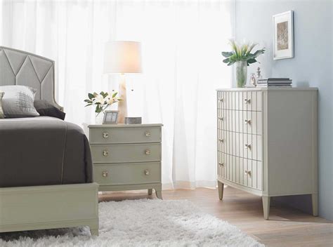 19 fabulous canopy bed designs for your little princess canopy. Stanley Furniture Crestaire Bedroom Set | SL4362342SET