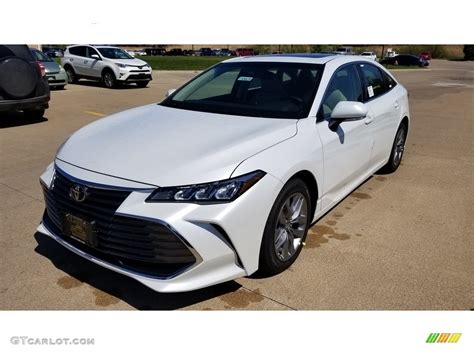 2019 Wind Chill Pearl Toyota Avalon XLE #133417988 Photo #4 | GTCarLot