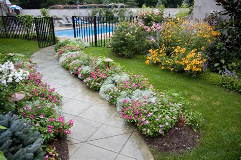 25 Magical Flower Bed Ideas And Designs