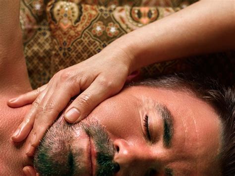 Mens Relaxing Face Massage Senspa · Senspa