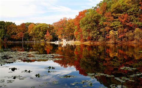 21 Best Places To See Fall Foliage In The United States