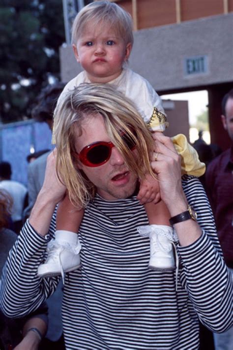 Intriguing new photos have just surfaced on photographer hedi slimane's diary of the one and only frances bean cobain, daughter of the late kurt cobain and courtney love. 20 Rare and Candid Photographs of Kurt Cobain With His ...