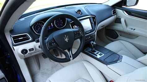 Maserati Ghibli Interior Caricos