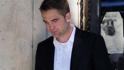 Robert Pattinson On Sweaty Julianne Moore Sex Scene