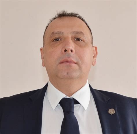 Constantin popovici defined a generalised möbius function μ k = μ ∗. Cosmin Popovici este noul șef al Brigăzii de Combatere a ...
