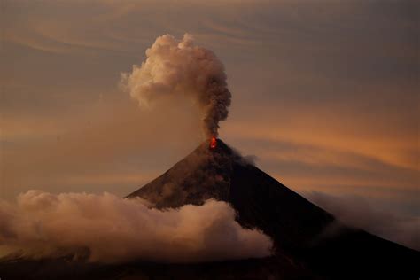 Philippines Warns Powerful Volcanic Eruption May Still Come The New