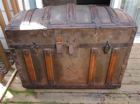 Antique Trunk Collectors Weekly