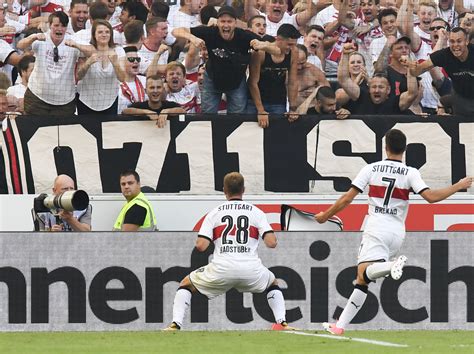 Werder bremen wechselt den trainer und robert lewandowski schießt sein 40. Der VfB Stuttgart und der große Unbekannte - unser ...