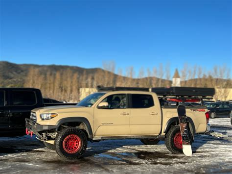 Photos Of Tacomas With Bed Rack Mounted Hard Shell Roof Top Tents