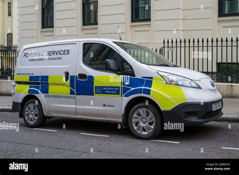Metropolitan Police Forensic Services Crime Scene Investigation Van Parked Kerbside Outside
