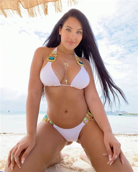 Top 9 Venezuela Hot Girls Pictures And Bios Of Sexy Venezuelan Women