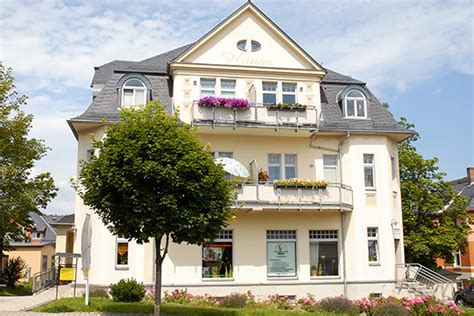 Hier finden sie wohnungen zum mieten vieler immobilienportale und durch die einfache & schnelle wohnungssuche mit intuitiven filtermöglichkeiten ist das ziel traumwohnung zum greifen nah. Wohnungsbaugesellschaft Bad Elster - Wohnen - Wohnungsangebote