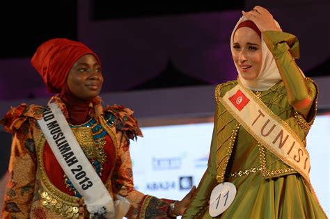 Tunisian Wins Muslim Beauty Pageant Calls For Free Palestine Middle East Eye