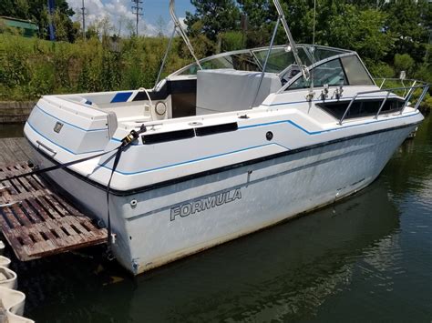 Formula 27ft Cabin Cruiser 1986 For Sale For 300 Boats From