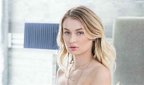 X Px Free Download Hd Wallpaper Model Women Natalia Starr Face Blue Eyes
