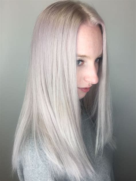 Platinum Blonde With Soft Violet Tone Hair Styles Hair Inspiration