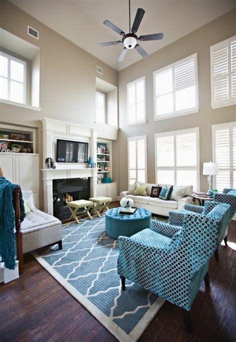 If there's a doorway along a wall, group my family room is 14x14, i am more interested in recliner seating. 17 Living Room Layout With Two Focal Points | Interior God