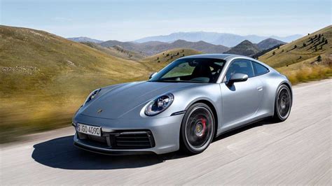 Nova geração do Porsche 911 desembarca no Brasil entre maio e junho