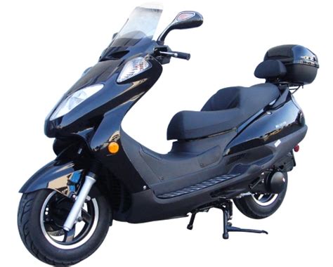 150cc Riptide Moped Scooter Two Seater With Trunk And 12 Rims