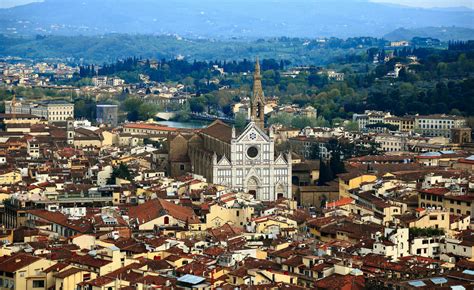 Piazza Santa Croce The Soul Of Florence Between History And Nightlife