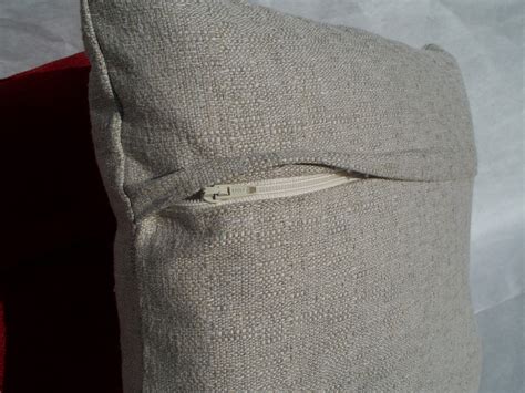 Make a diy pillow cover really easily with this simple tutorial. Krista Sew Inspired: Pillow Cover with Hidden Zipper ...