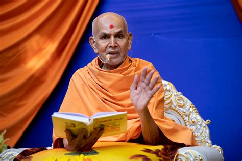 11 May 2020 Hh Mahant Swami Maharajs Vicharan Nenpur India