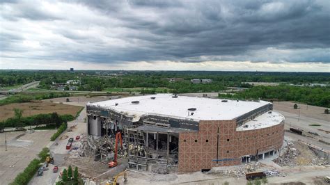 The Demolition Of The Palace Of Auburn Hills Rnba
