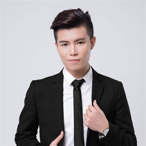 We seek to meet your insurance needs at every stage of your life, so that you can live it the way you want. AIA Life & Financial Planner - James Chen - 一辆车里的备胎，一艘船里的 ...
