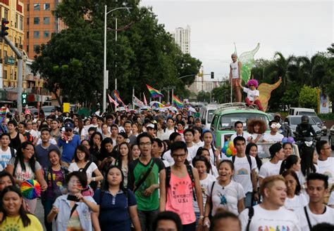 Filipino Lgbt People Celebrate Gay Pride Us Court Decision World