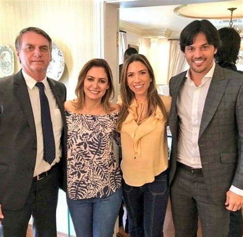Fábio faria também procura manter boa articulação com o palácio do planalto, não somente sob o comando de bolsonaro. SUED E PROSPERIDADE: Deputado do Centrão, genro de Sílvio ...