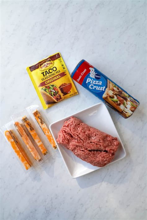 Perfect for snacking, watching football, or an easy family dinner idea.taco roll ups with pizza dough, cheesy taco sticks, ground beef recipes Cheesy Taco Sticks - All Things Mamma | Quick & Easy ...