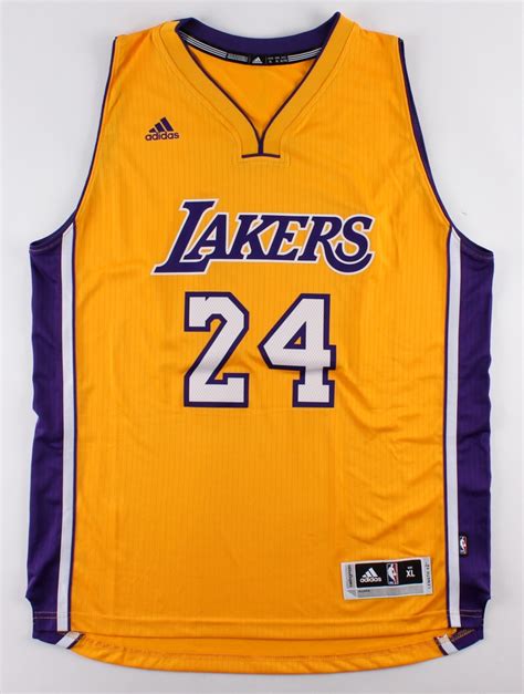 Whether you're an avid fan on the sidelines or taking inspiration from your dream team, college basketball jerseys take your game to the top. Kobe Bryant Signed LE Lakers Authentic Adidas Jersey ...