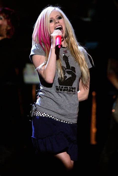 The Most Avril Lavigne Things To Ever Happen Avril Lavigne Avril Lavigne Photos Avril