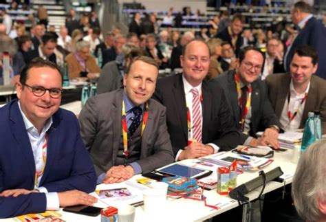Des präsidiums sowie 26 frauen und männer, die den bundesvorstand der cdu deutschlands komplett machen. OB Kufen in den CDU-Bundesvorstand gewählt - LokalKlick.eu