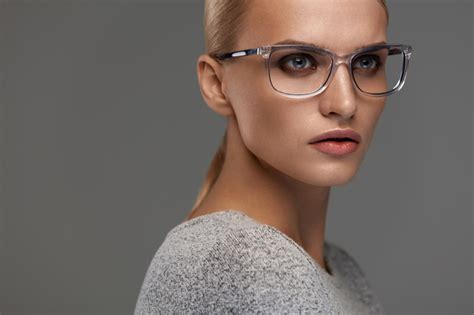 Top Tips On Buying Eyeglasses Online What You Should