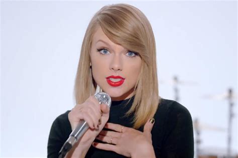 Taylor Swift Must Face A Jury Trial In “shake It Off” Copyright Lawsuit