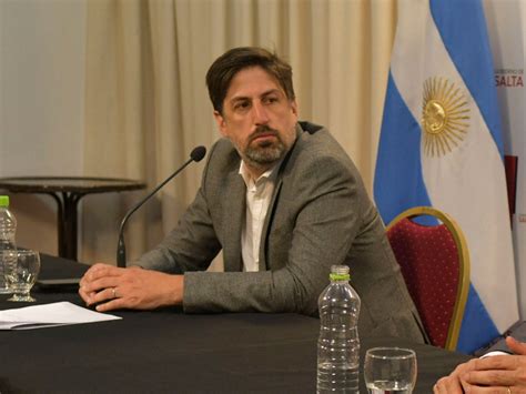 Desde el lunes 9 los colegios y escuelas de la ciudad autónoma de buenos aires volverán a tener presencia de estudiantes en sus aulas y pasillos. Trotta y Larreta revisaron los protocolos de vuelta a ...