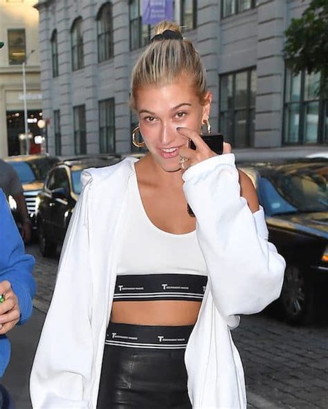 Engagement rings 20000 dollars beauty ring ideas. PHOTOS Does Hailey Baldwin's engagement ring look like it cost a half-million dollars ...