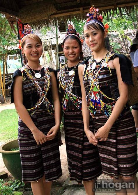 Evolving in a culture as rich and varied as malaysia has. Kadazandusun Girls from Sabah, Borneo - Malaysia Asia ...