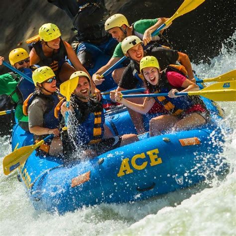Lower New River Gorge White Water Rafting Ace Adventure Resort