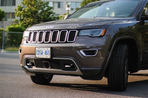 Review 2018 Jeep Grand Cherokee Limited Car