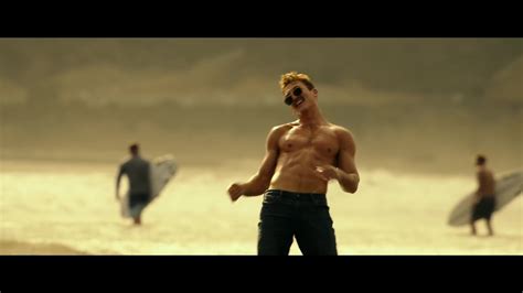 Auscaps Miles Teller Shirtless In Top Gun Maverick Trailer Gambaran