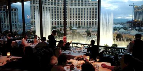 Impress Your Date At These Romantic Vegas Restaurants Las Vegas Blogs